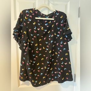 Lane bryant size 24 short sleeved blouse